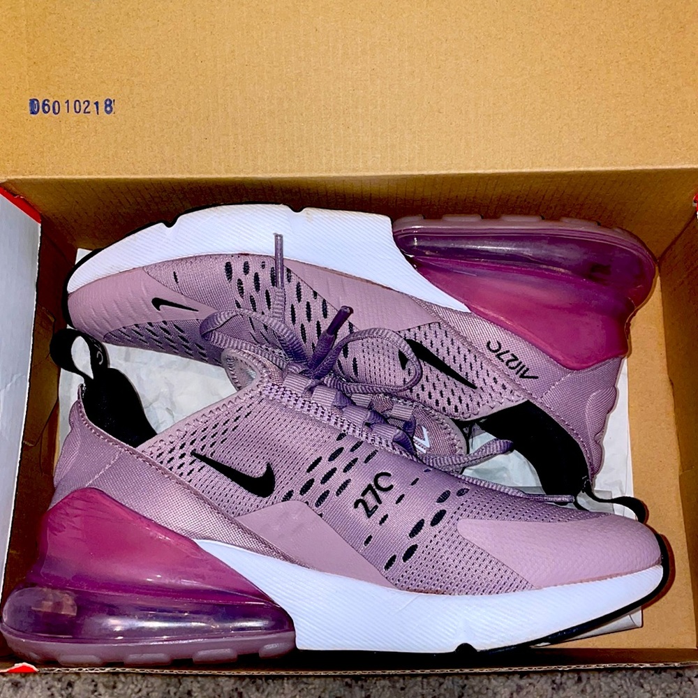 Nike Air Max 270